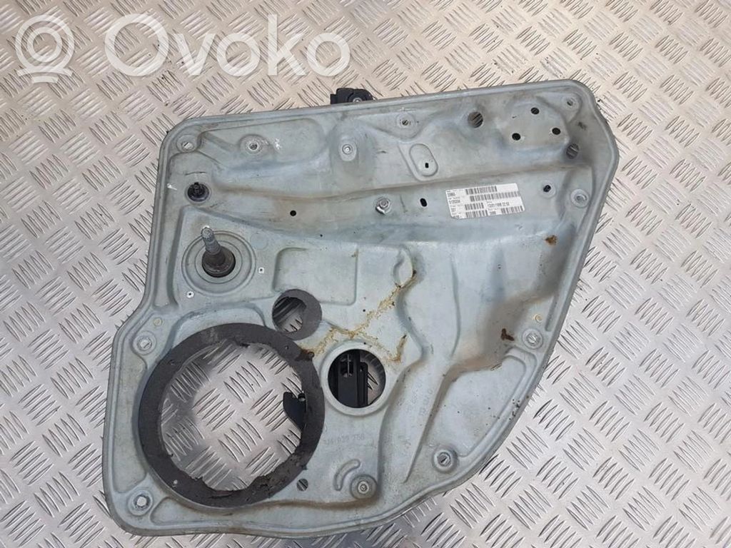 Volkswagen Golf IV Macara ușă glisantă cu motor