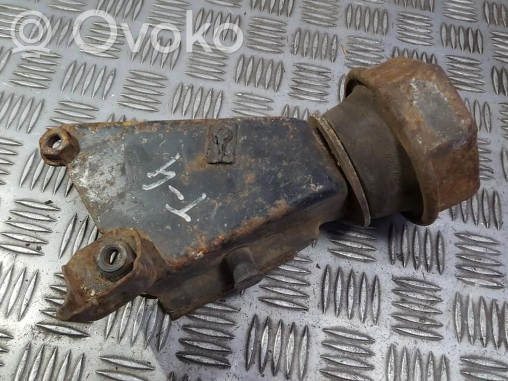Volkswagen Transporter - Caravelle T4 Suport tampon motor 