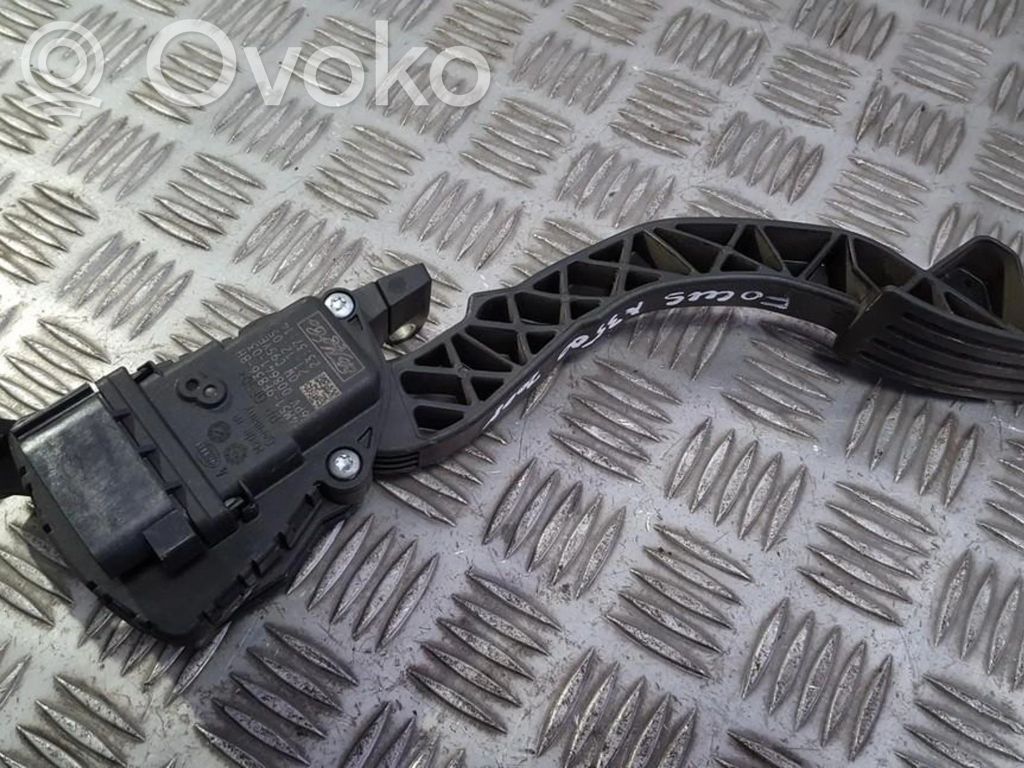 Gaspedal   4M519F836BH,4M519F836BH,4M519F836BH,6PV00864103