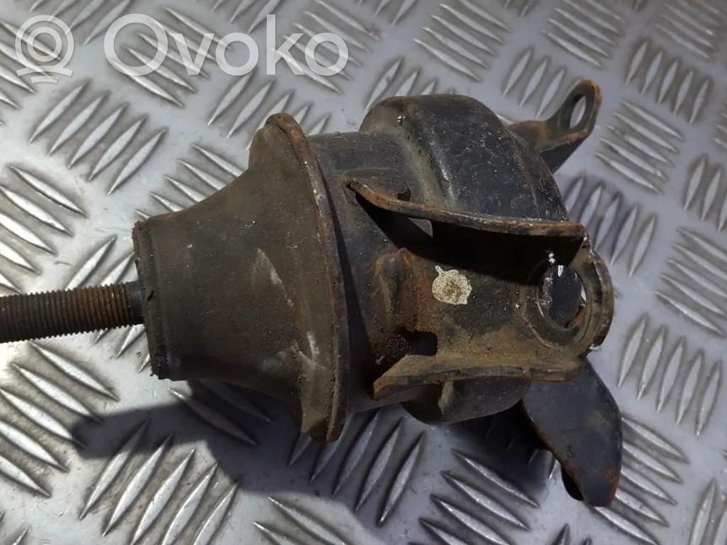 Soporte de montaje del motor