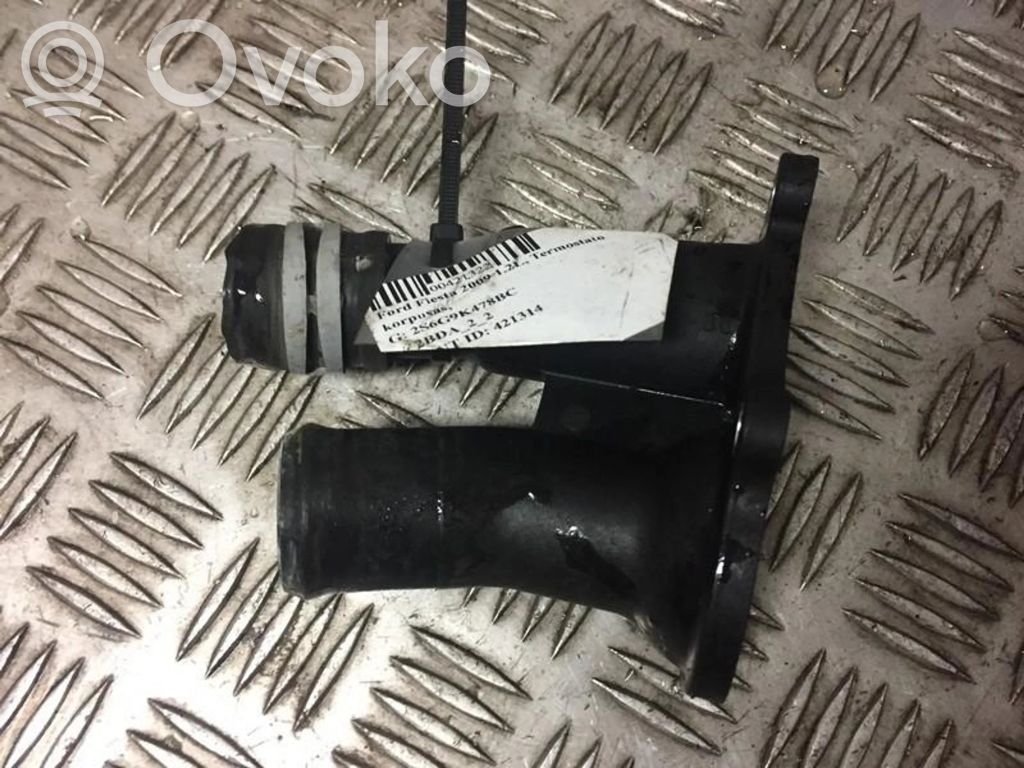 Ford Fiesta Conductă/furtun lichid de răcire motor 