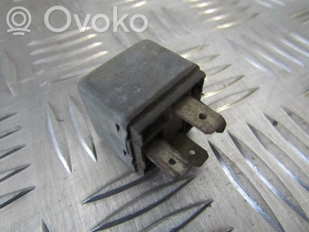BMW 3 E21 Other relay 