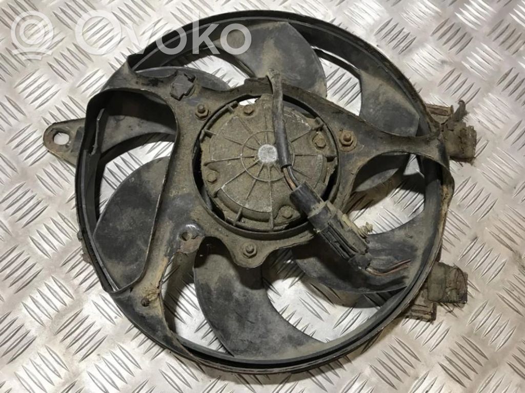 Ford Fiesta Lüfterzarge 