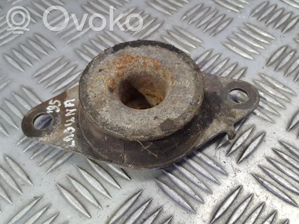 Renault Laguna I Supporto di montaggio del motore 