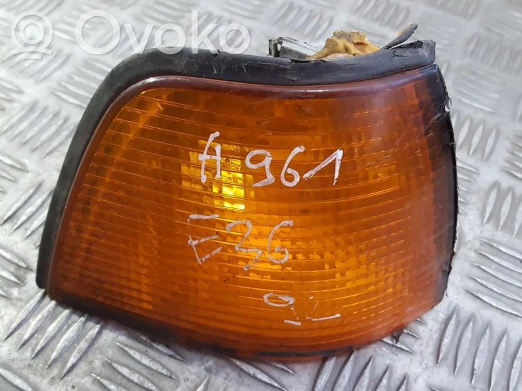 BMW 3 E36 Front indicator light 