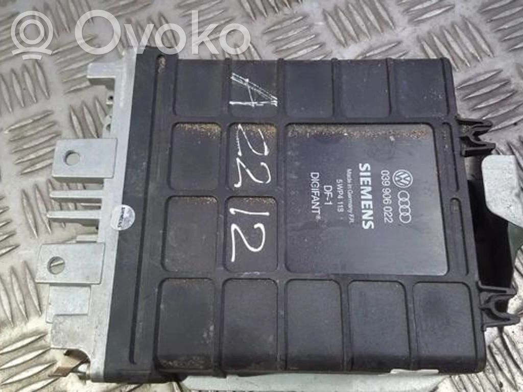 Audi 80 90 S2 B4 Unitate/modul de control motor 