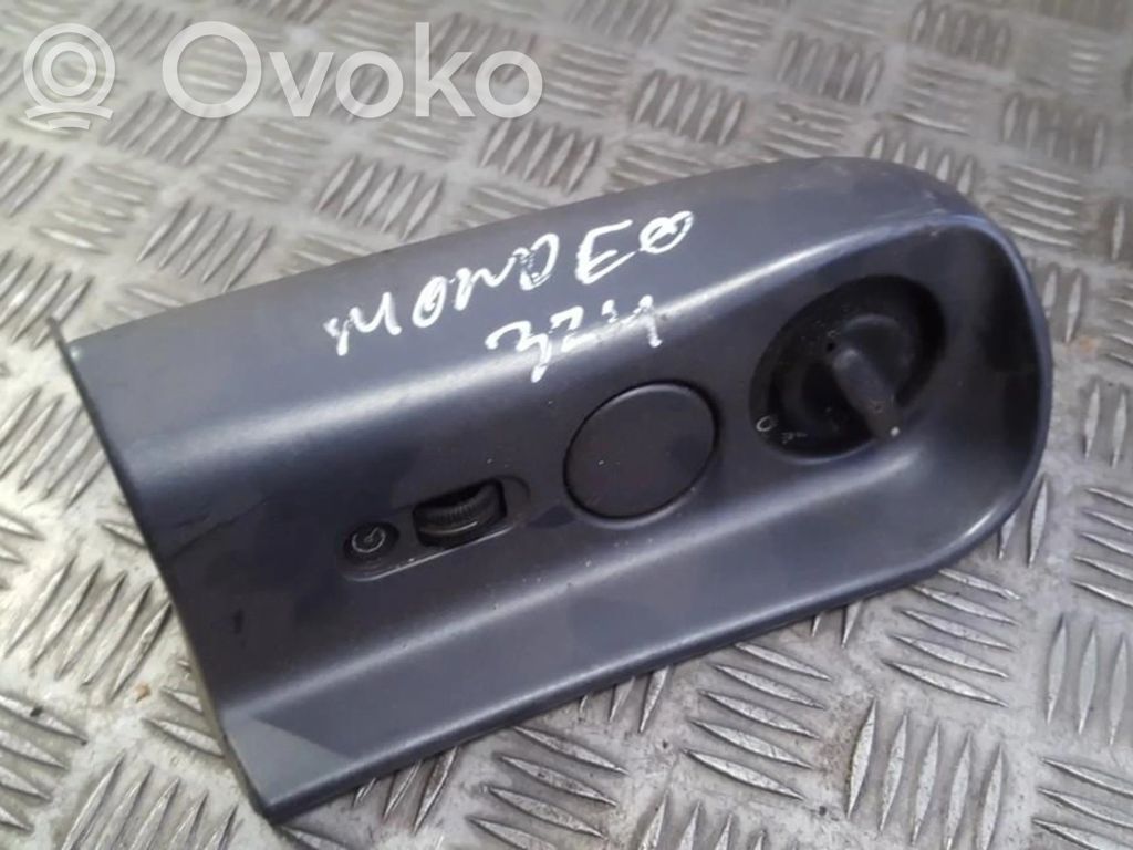 Ford Mondeo MK I Light switch 