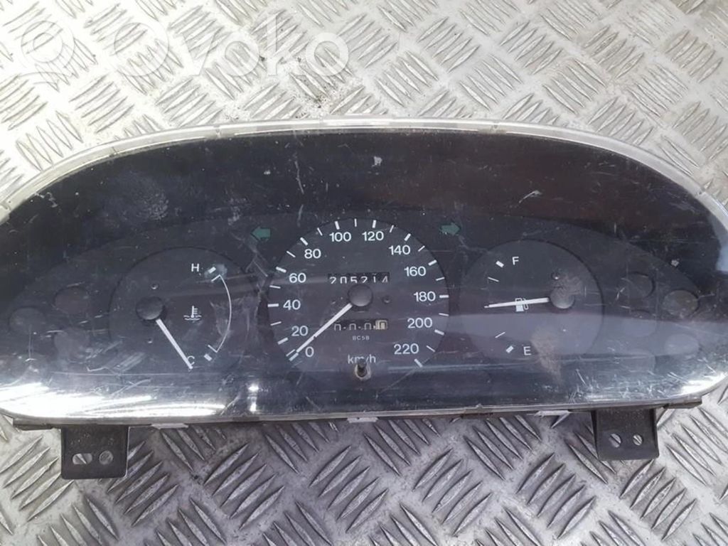 Mazda 323 Velocímetro (tablero de instrumentos) 