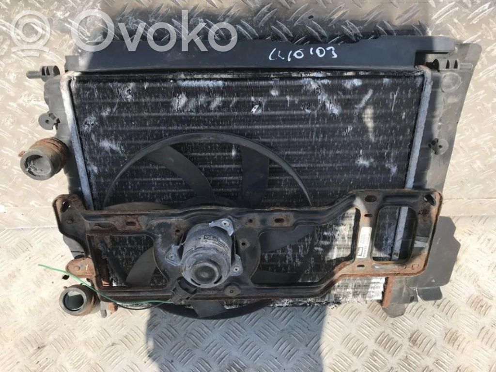 Renault Clio II Osłona wentylatora chłodnicy 
