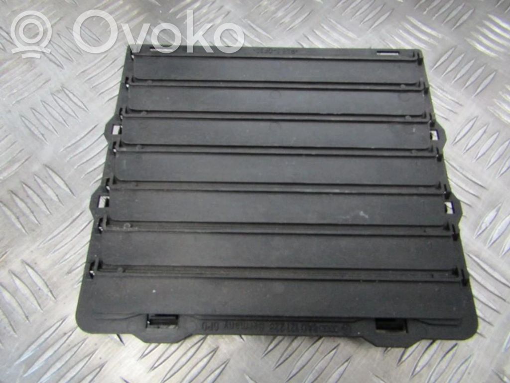 Volkswagen PASSAT B5 Alte piese de exterior 