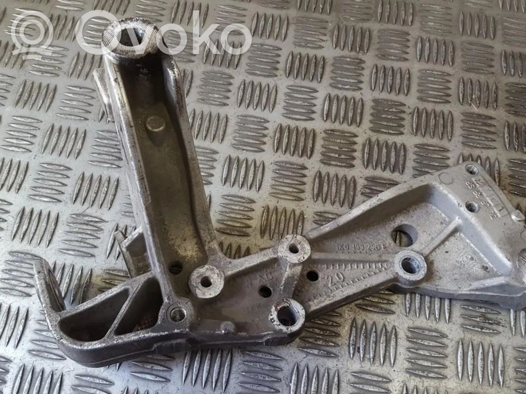 Querlenker Achsschenkel vorne   1K0199296E,1K0199296E