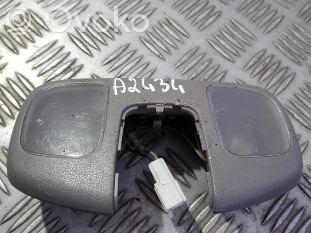Luz del asiento delantero