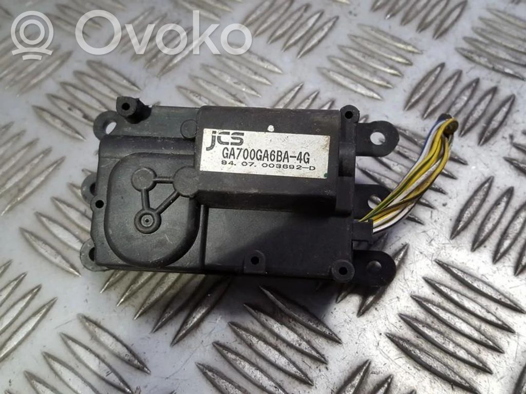 Mazda Xedos 6 Silniczek nagrzewnicy 