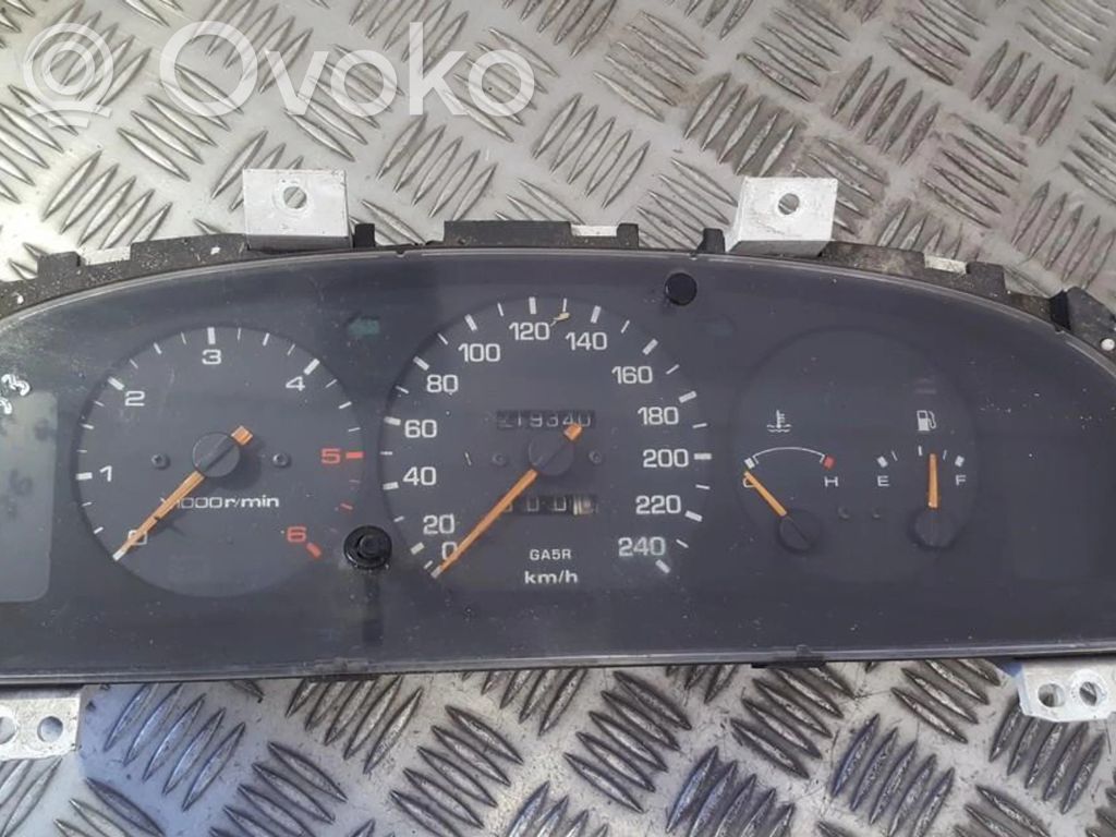 Mazda 626 Velocímetro (tablero de instrumentos) 