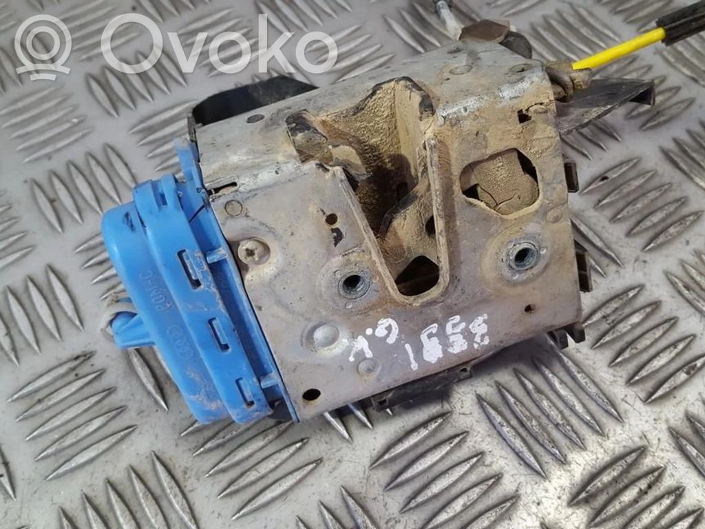 Serrure de porte arrière   8D0839015A,8D0839015A