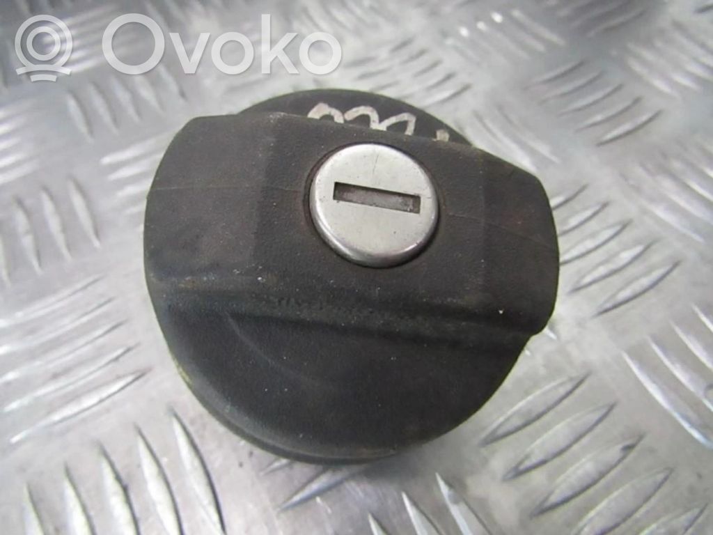 Volkswagen Golf II Tappo del serbatoio del carburante