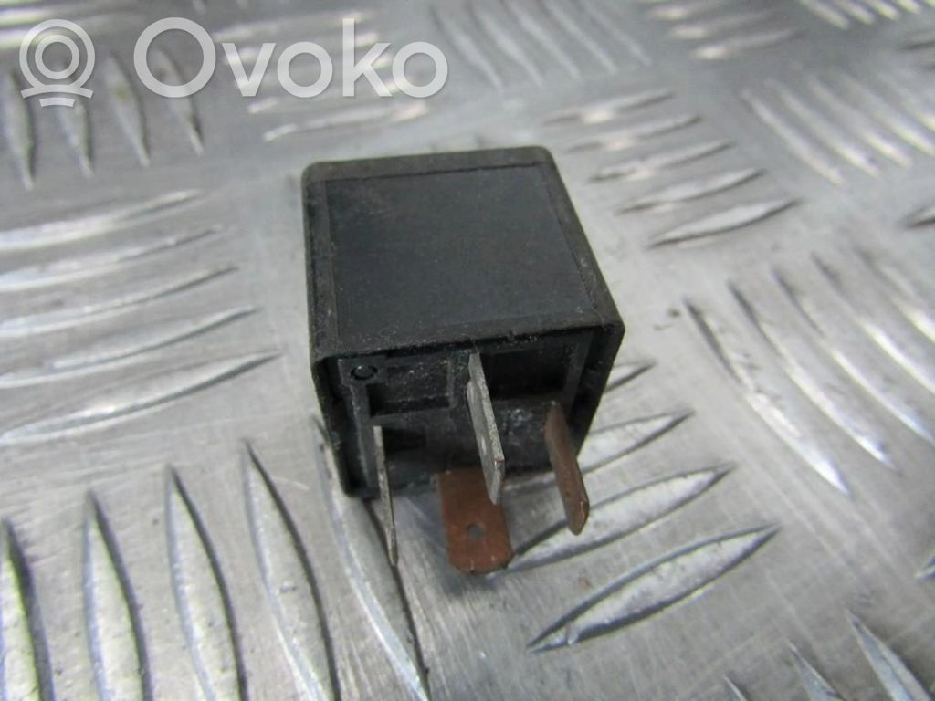 Volvo 480 Другое реле 