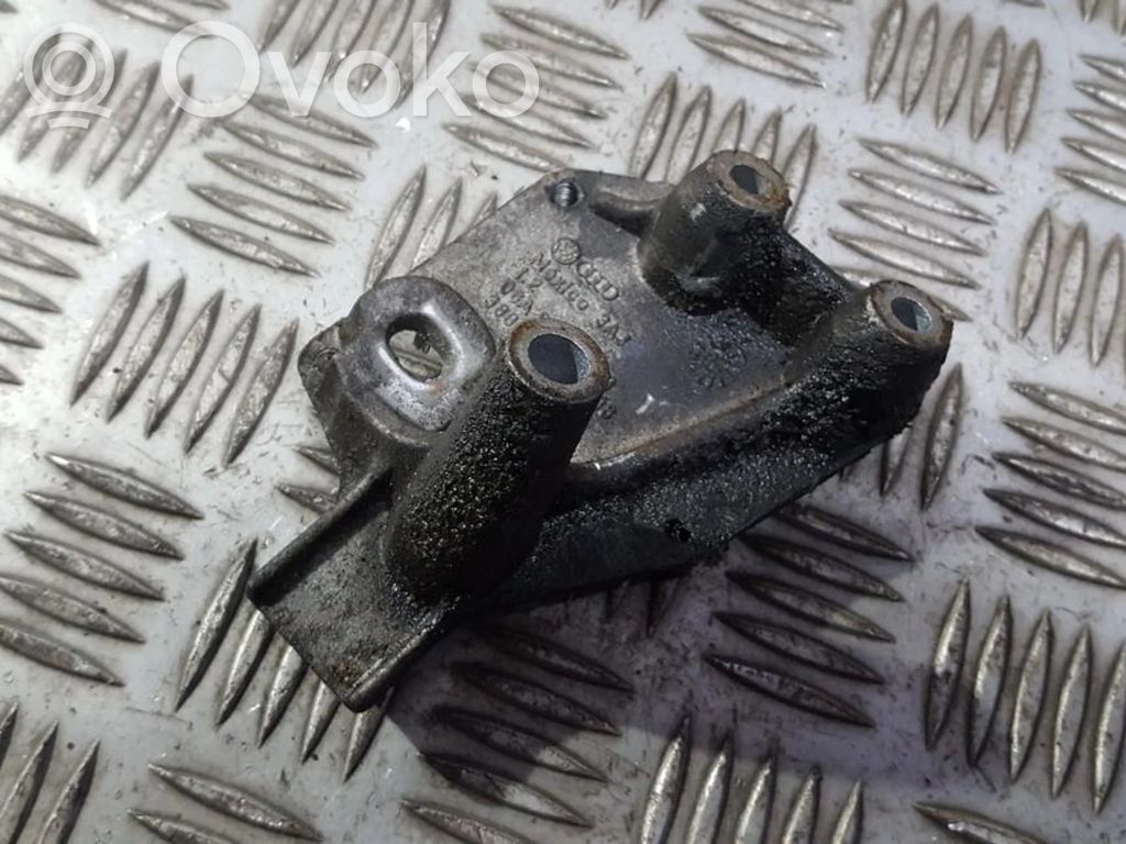Engine mounting bracket   06A903103B,06A903103B