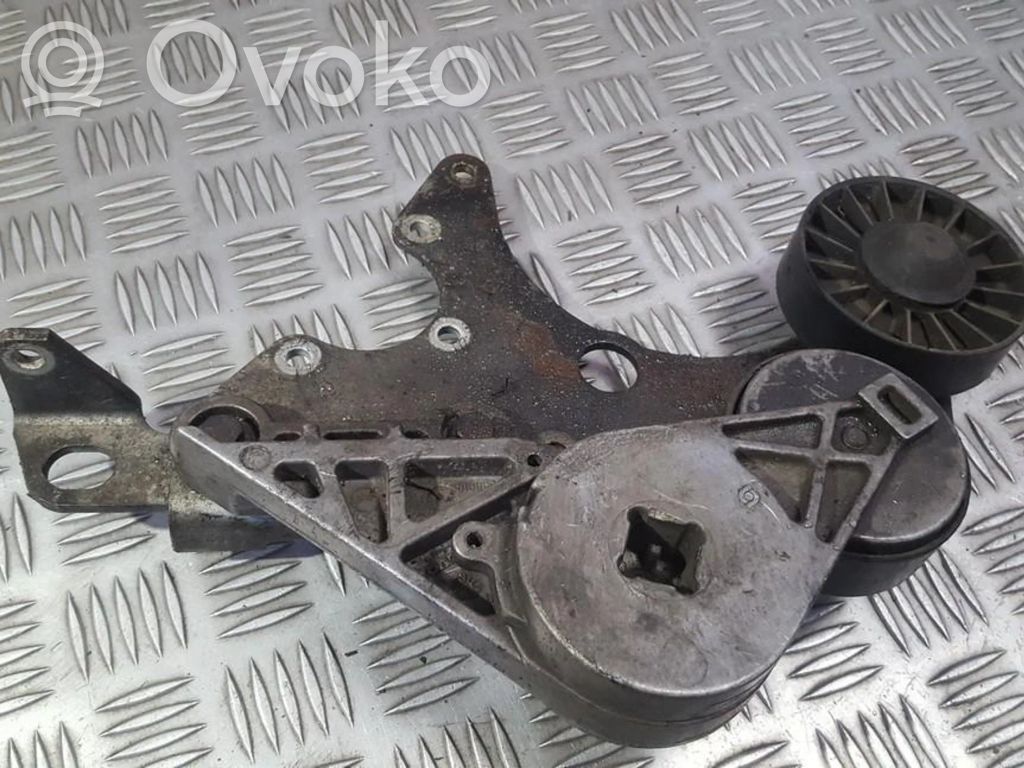 Volvo 850 Tensor de correa del alternador 