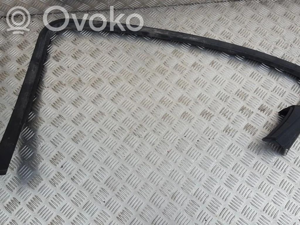 Opel Astra J Muu takaoven verhoiluelementti 