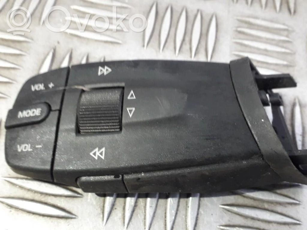 Seat Ibiza IV (6J,6P) Interruptor de control multifunción 