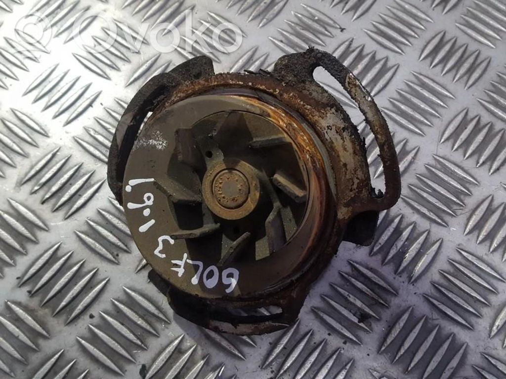 Volkswagen Golf III Vesipumppu