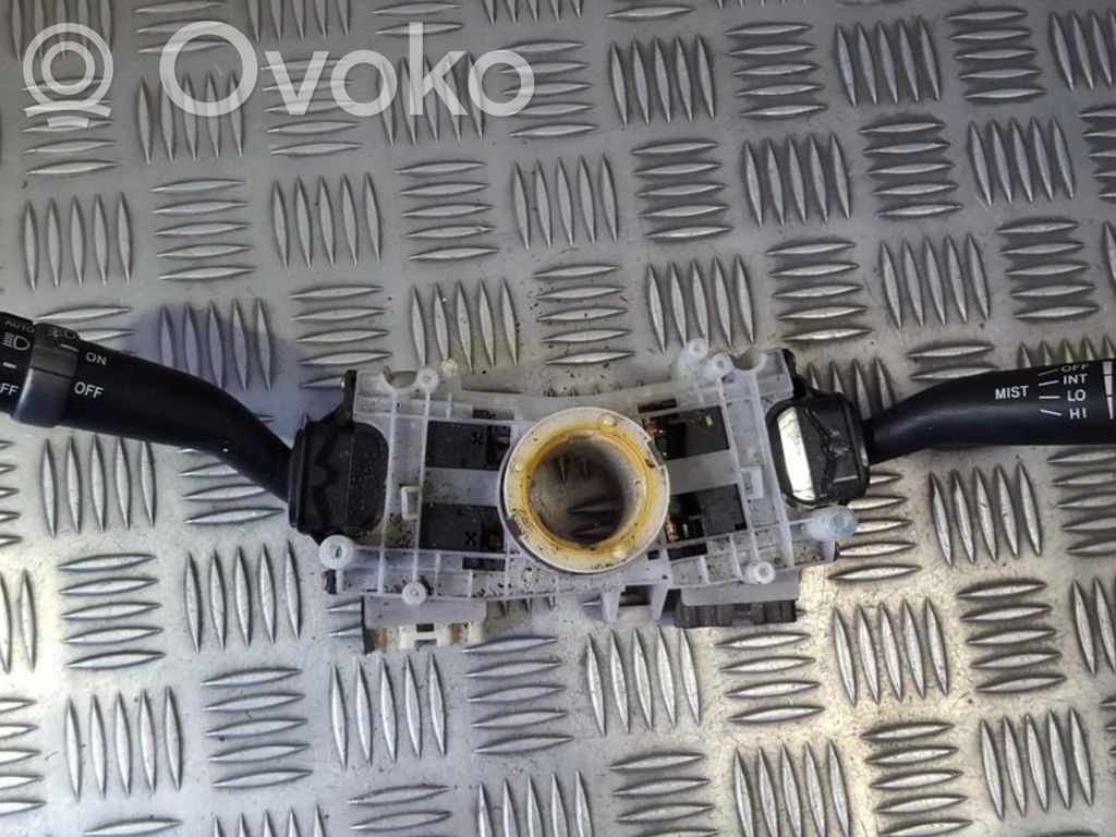 Lexus IS 200-300 Commodo, commande essuie-glace/phare 