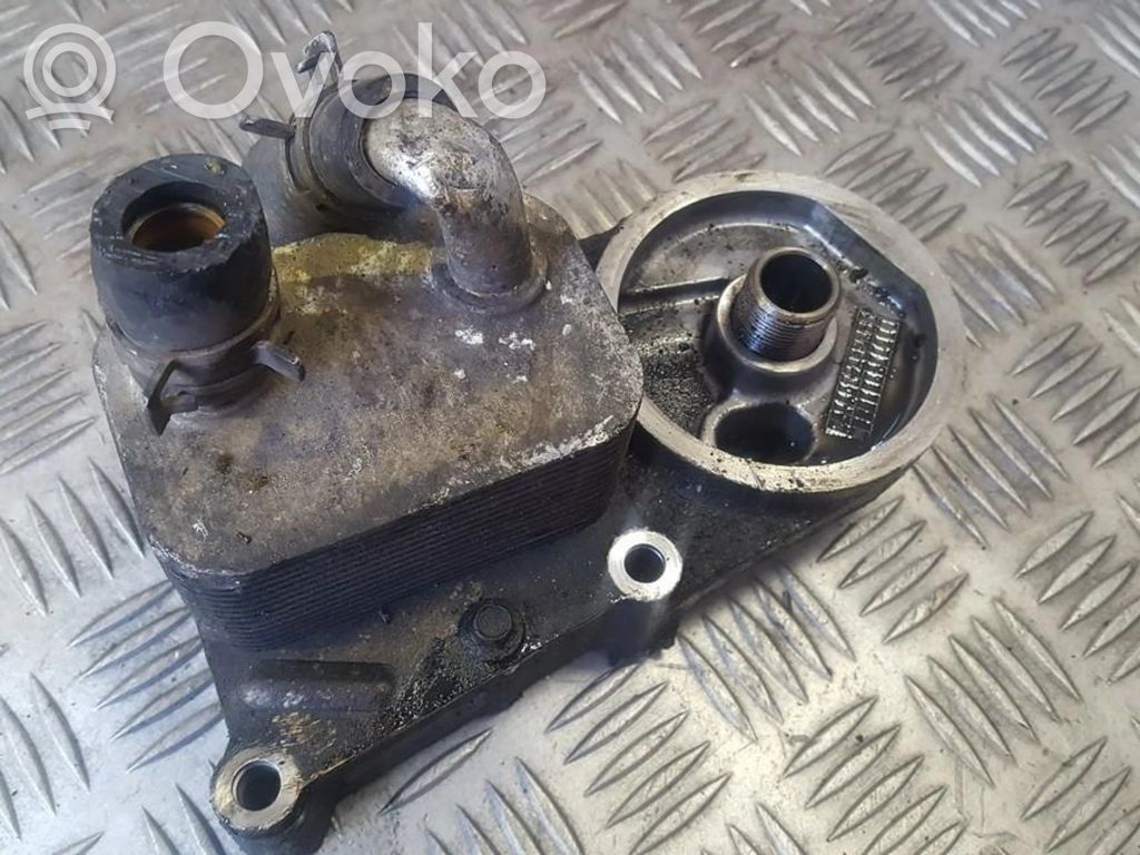 Ford Focus Öljynsuodattimen kannake 