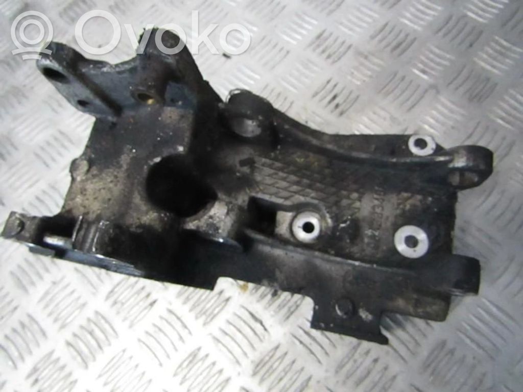 Peugeot 307 Łapa / Mocowanie silnika 