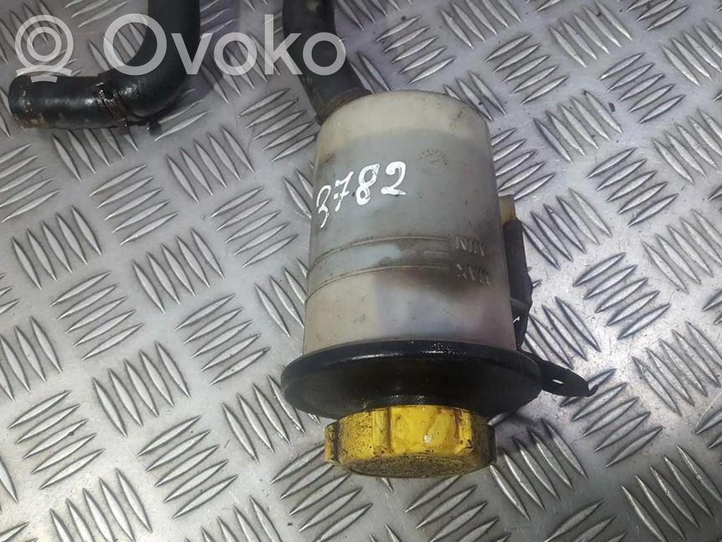 Ausgleichsbehälter Servopumpe   YC153R700AA,YC153R700AA,YC153R700AA,YC153R700AA