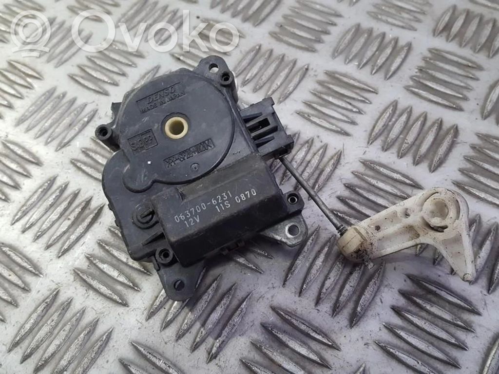 Toyota Avensis T220 Motorino attuatore aria 