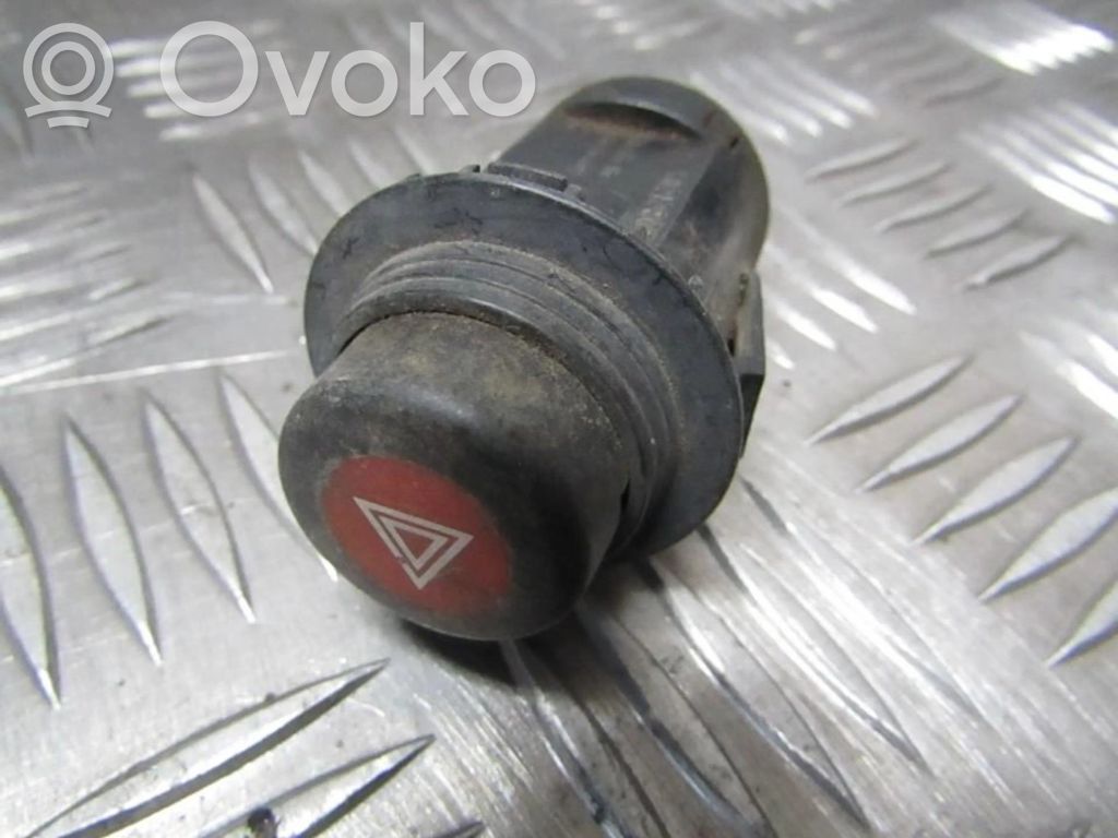 Botón interruptor de luz de peligro   90181853,90181853