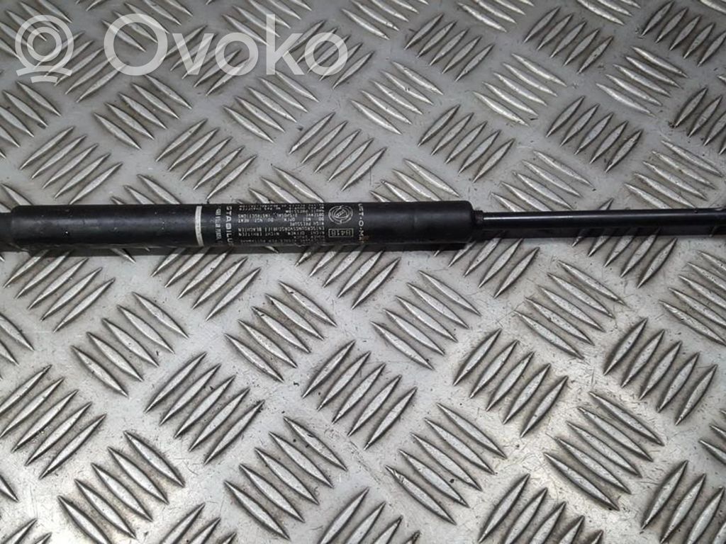 Opel Vectra B Ammortizzatore portellone anteriore/cofano