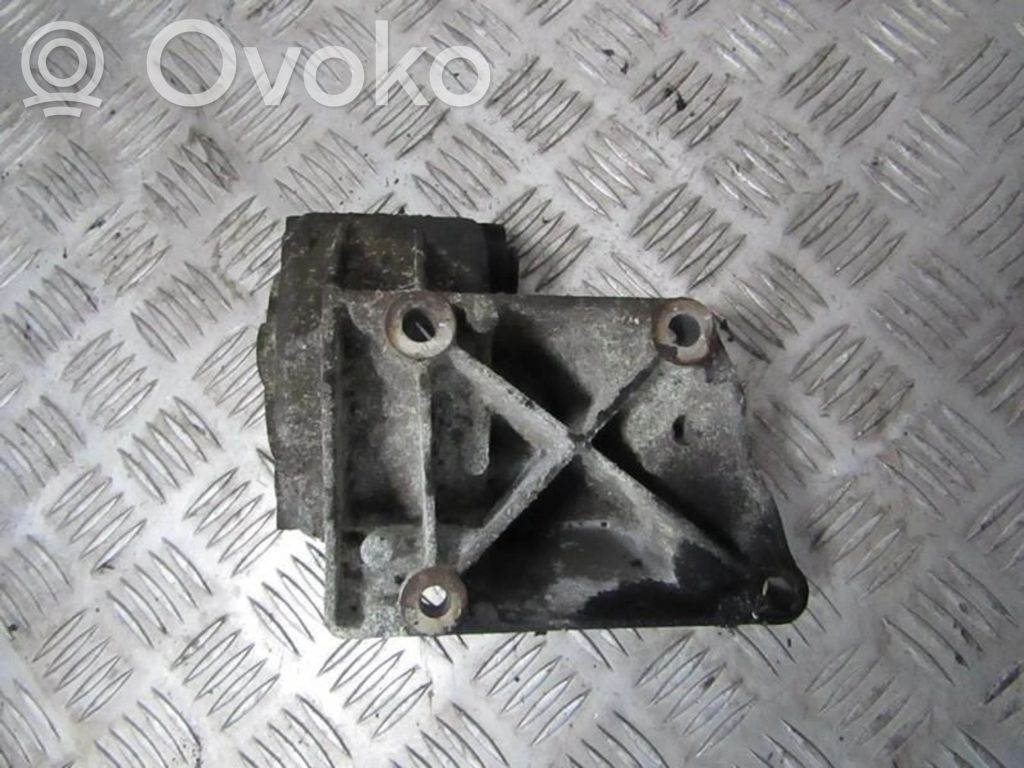 Łapa / Mocowanie silnika   860860,860860