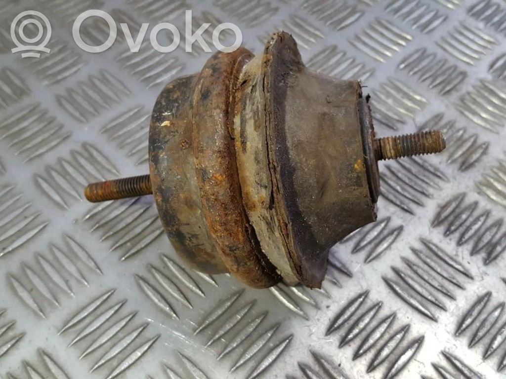 Ford Sierra Engine mount bracket 