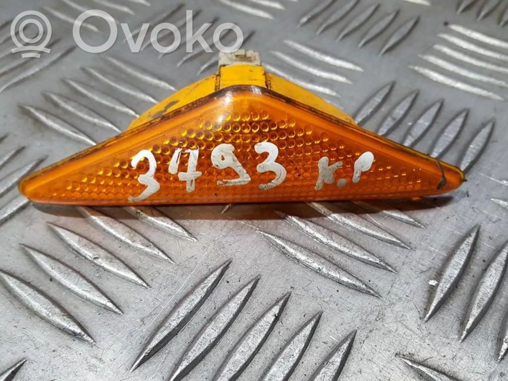 Ford Focus Kierunkowskaz błotnika przedniego 