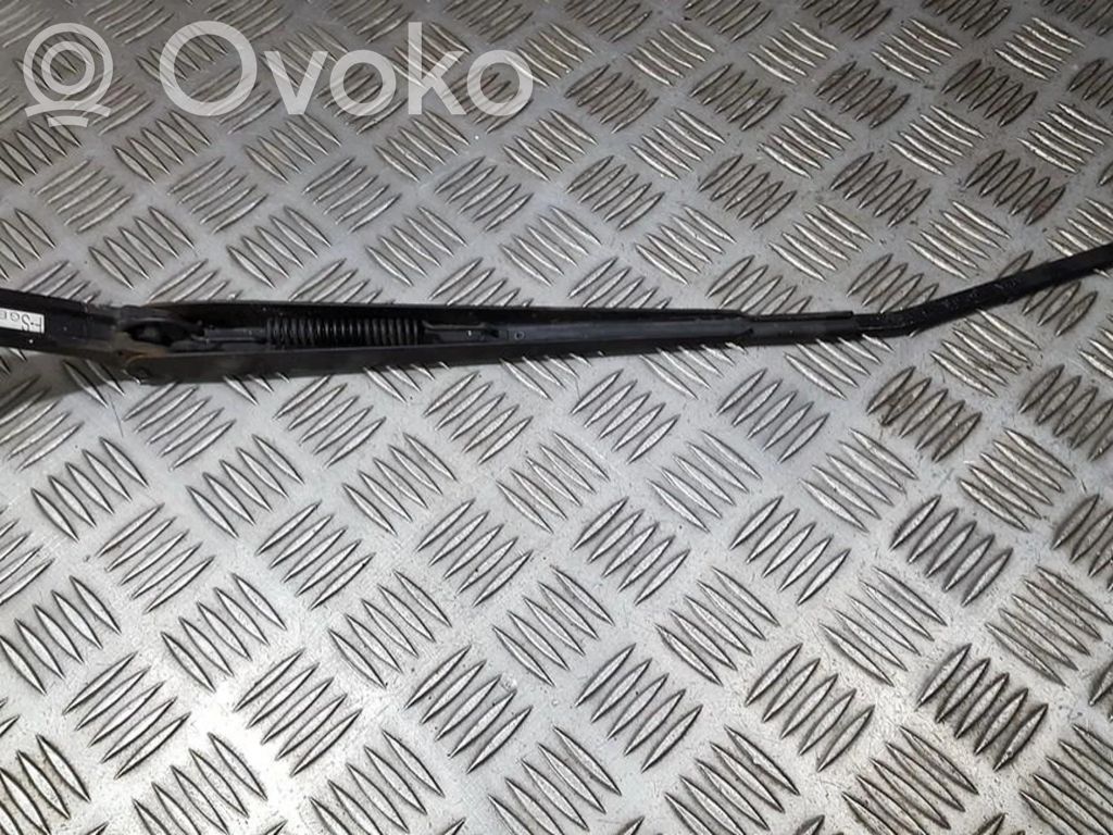Mazda 626 Front wiper blade arm 