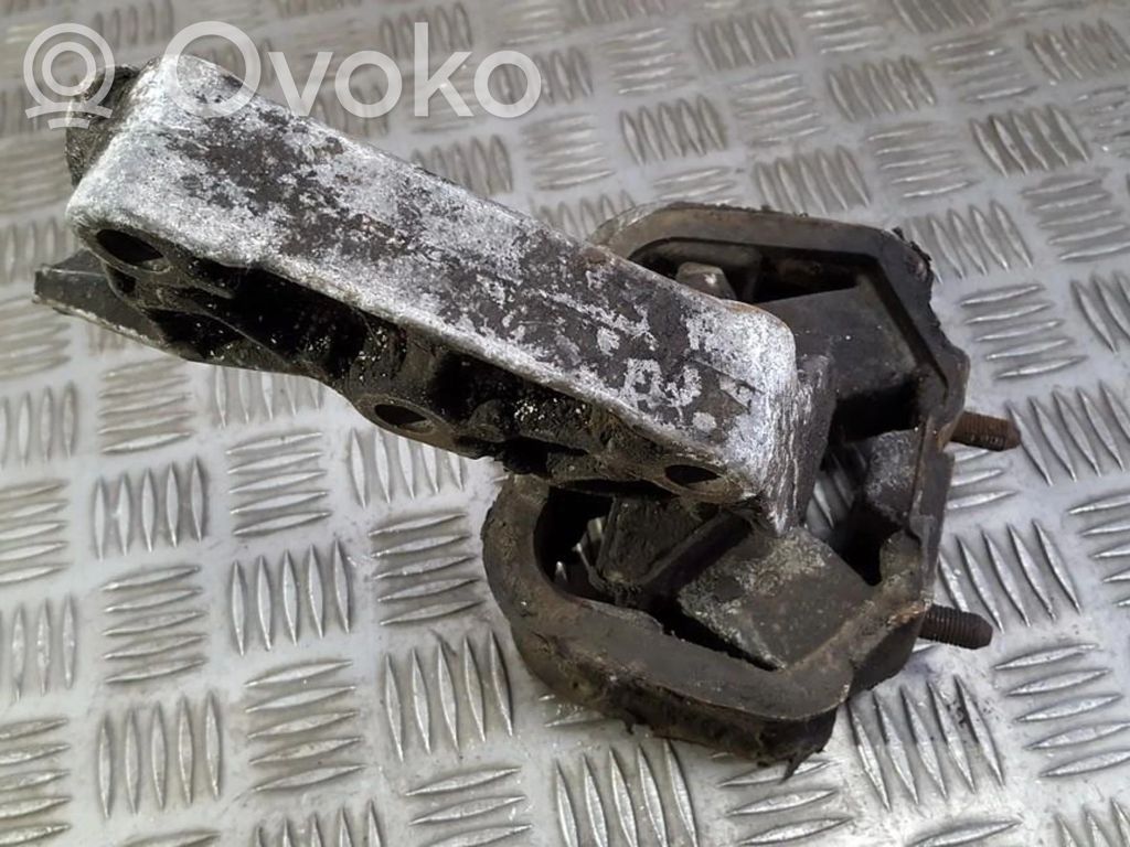 Engine mount bracket   90305275,90305275