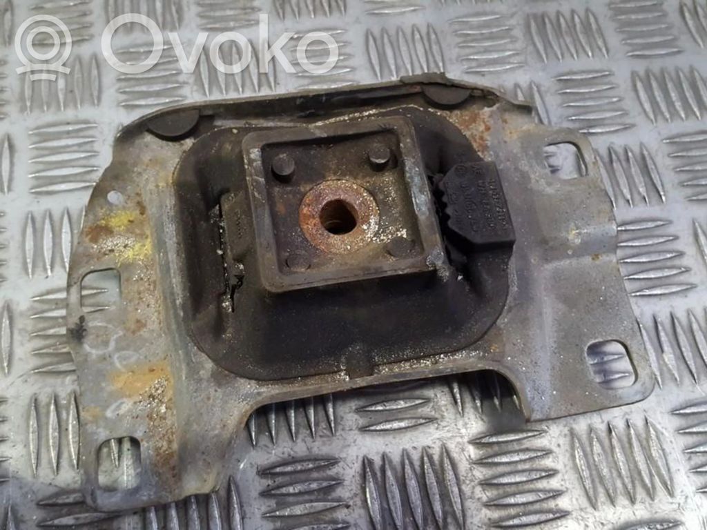 Ford Focus Supporto di montaggio del motore 