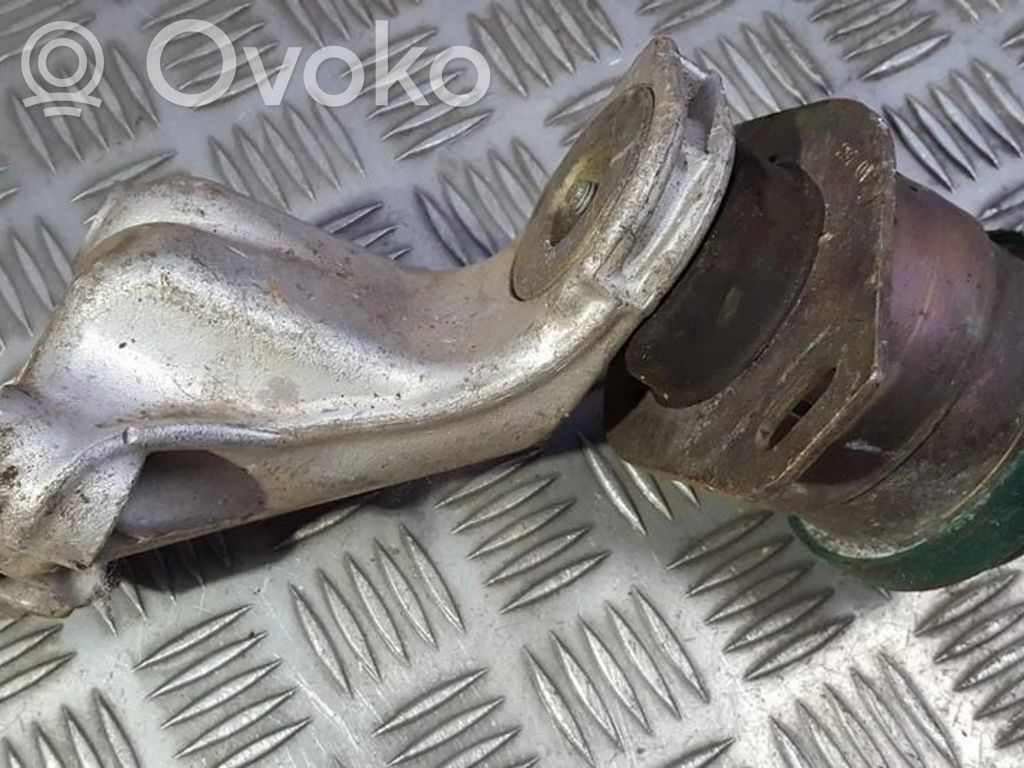 Citroen C5 Moottorin kiinnikekorvake 