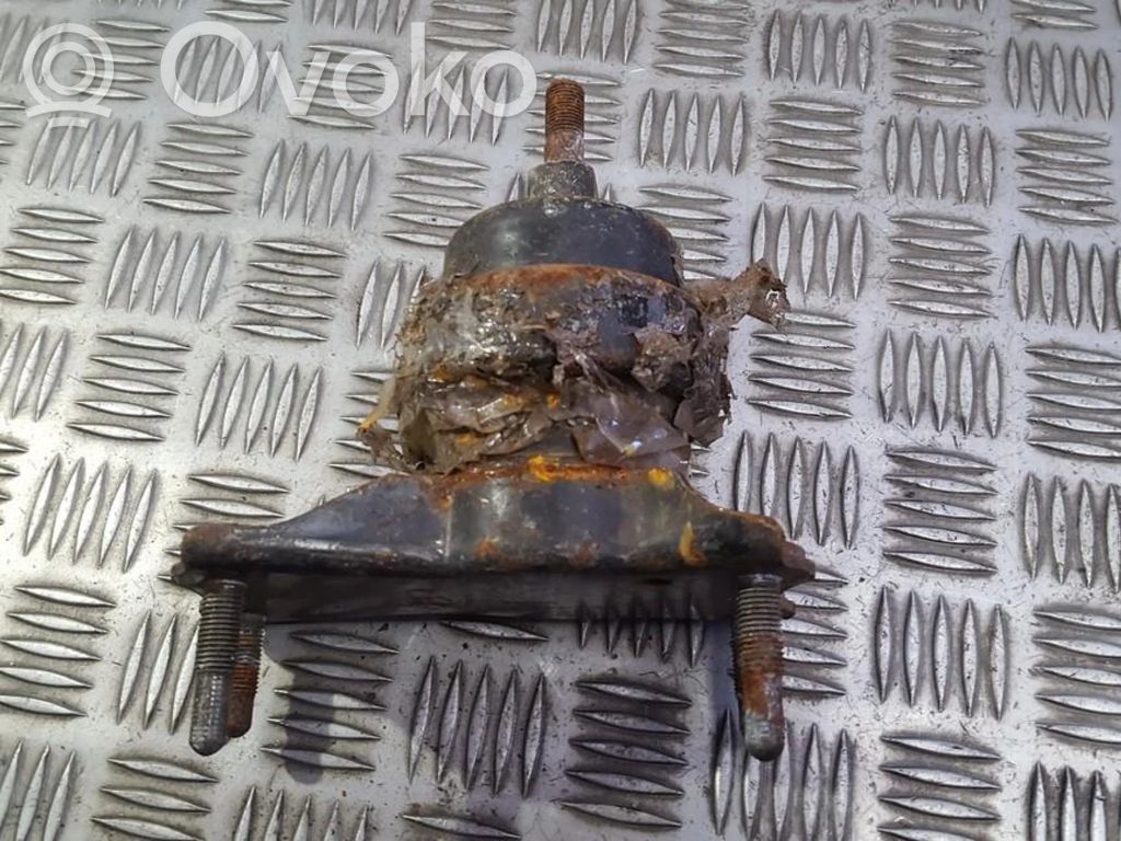 Soporte de montaje del motor