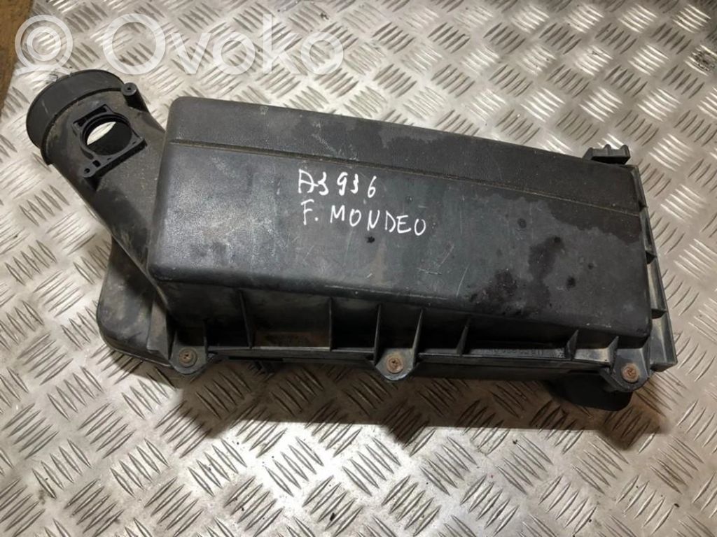 Ford Mondeo Mk III Scatola del filtro dell’aria 