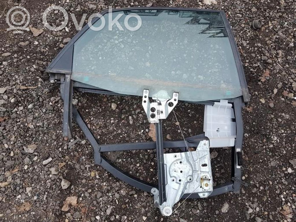 Audi A4 S4 B5 8D Alzacristalli del portellone scorrevole con motorino