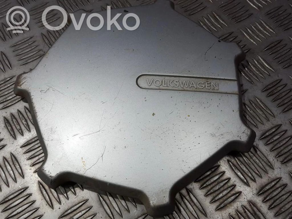 Volkswagen PASSAT B4 Borchia ruota originale 