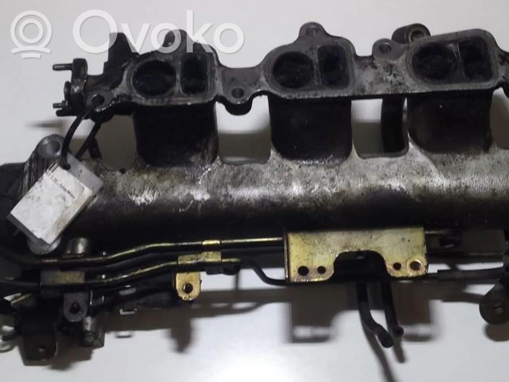 Nissan Almera Tino Collettore di aspirazione 