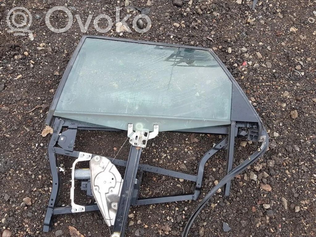 Regulador con motor de la ventanilla de la puerta corredera   4B0839397B,4B0839397B