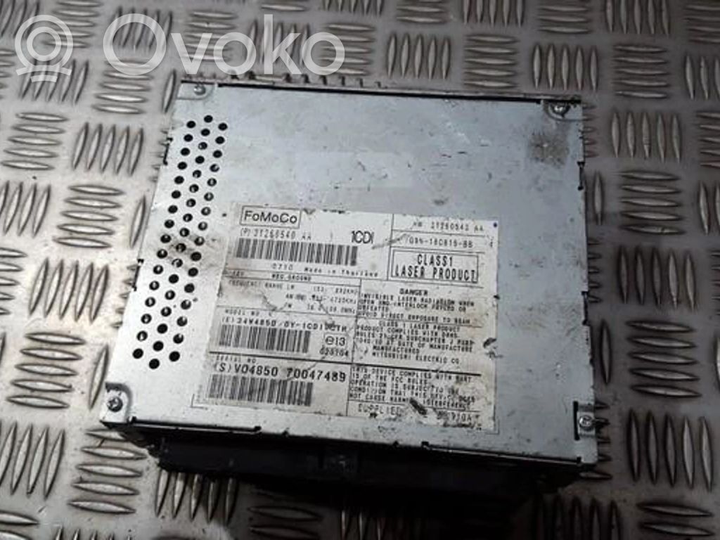Panel / Radioodtwarzacz CD/DVD/GPS   V04850,70047489,70047489,V04850