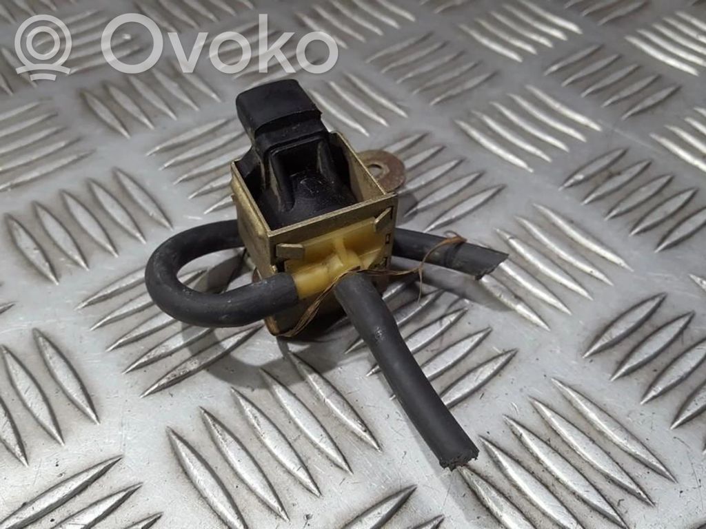 Opel Omega B1 Electroválvula del turbo 