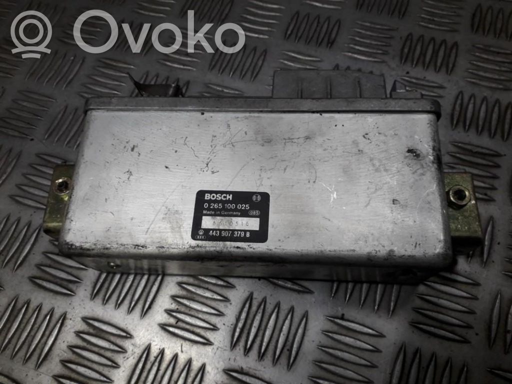 ABS-ohjainlaite/moduuli   0265100025,443907379B,0265100025,443907379B