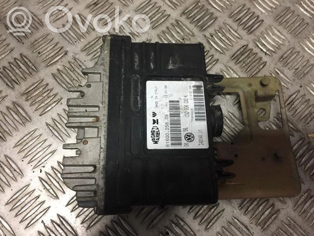 Volkswagen Golf III Sterownik / Moduł ECU 